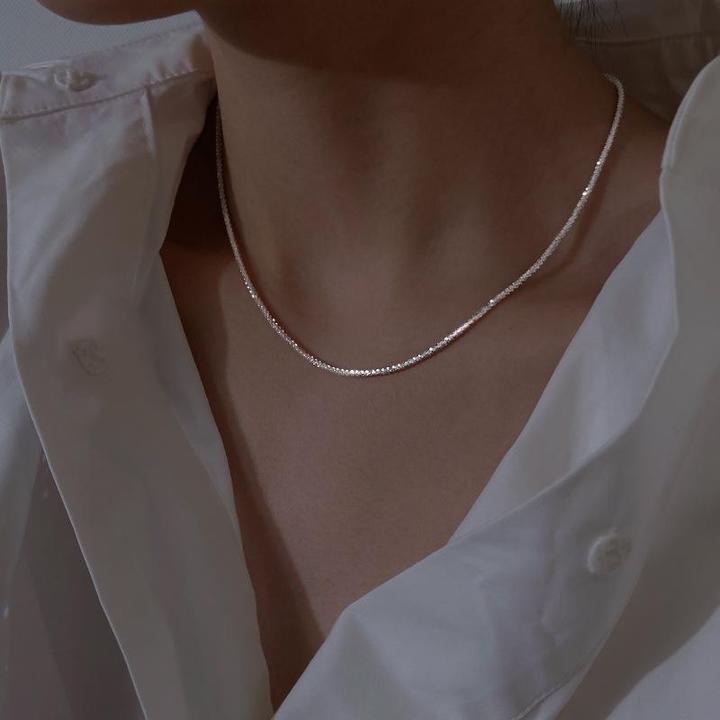 Collier Fin avec Chaîne Simple pour Femme | Idéal pour Un Usage Quotidien