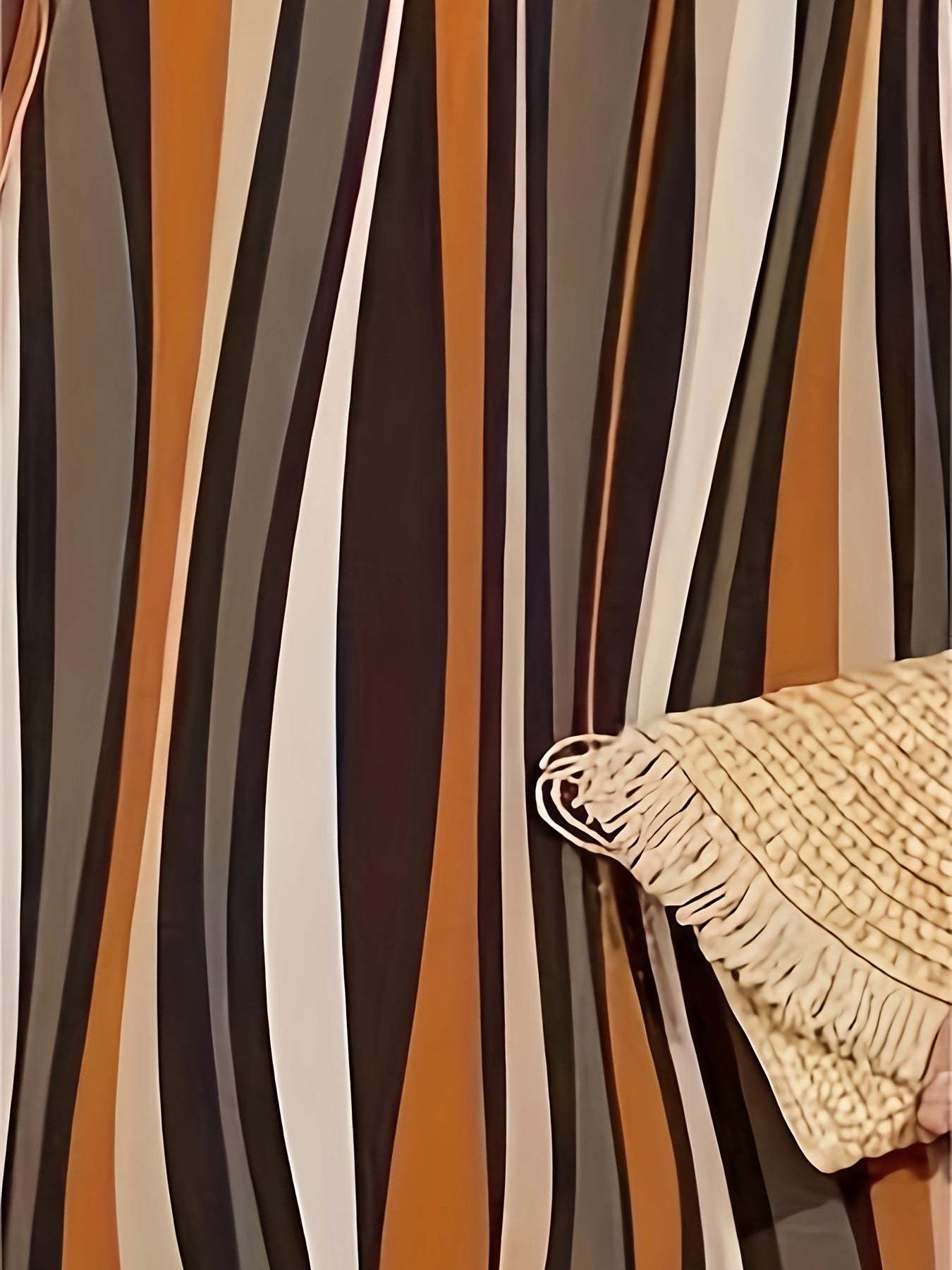 Robe Cintrée à Manches Courtes pour Femme | Idéale pour le Bureau ou les Sorties en Soirée