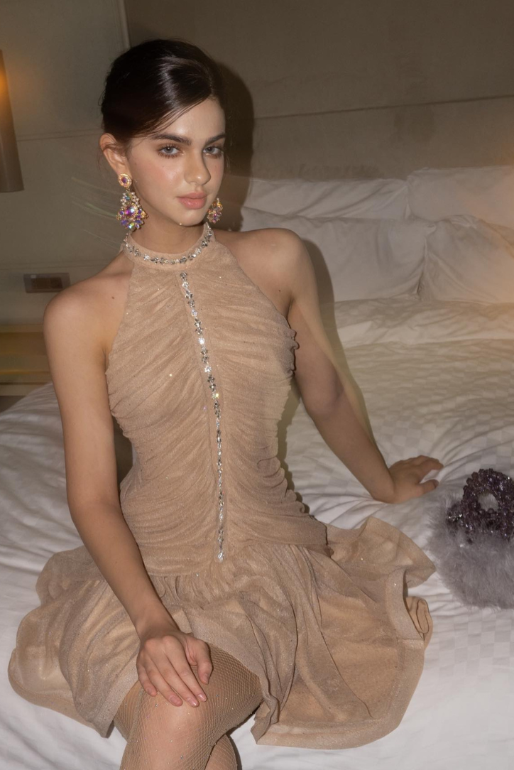 Robe Mini avec Détails en Cristaux pour Femme | Idéale pour les Soirées Festives