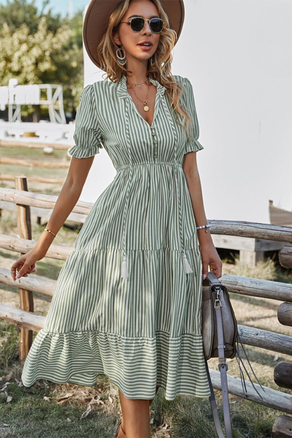 Robe Mi-Longue avec Détail à Nouer pour Femmes | Idéale pour l’Été Ask ChatGPT