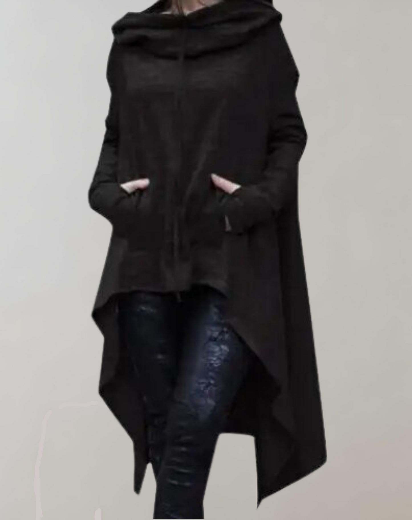 Sweat à Capuche avec Ourlet Asymétrique pour Femme | Idéal pour la Saison Fraîche