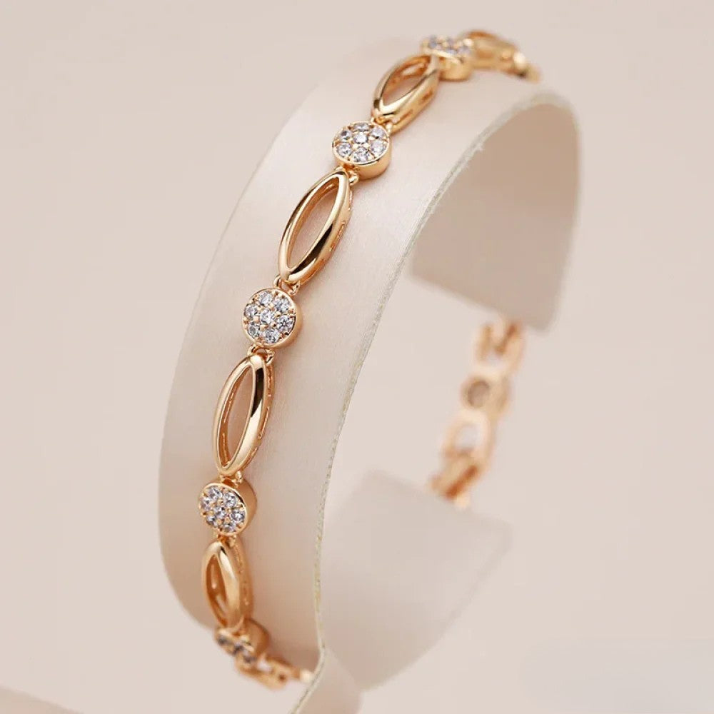 Bracelet Avec Finition Dorée Pour Femme | Idéal Pour Un Usage Quotidien Ou Des Occasions