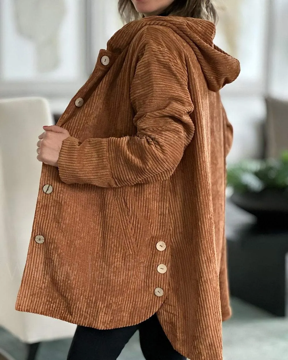 Veste Oversize à Capuche avec Boutons pour Femme | Idéale pour le Quotidien