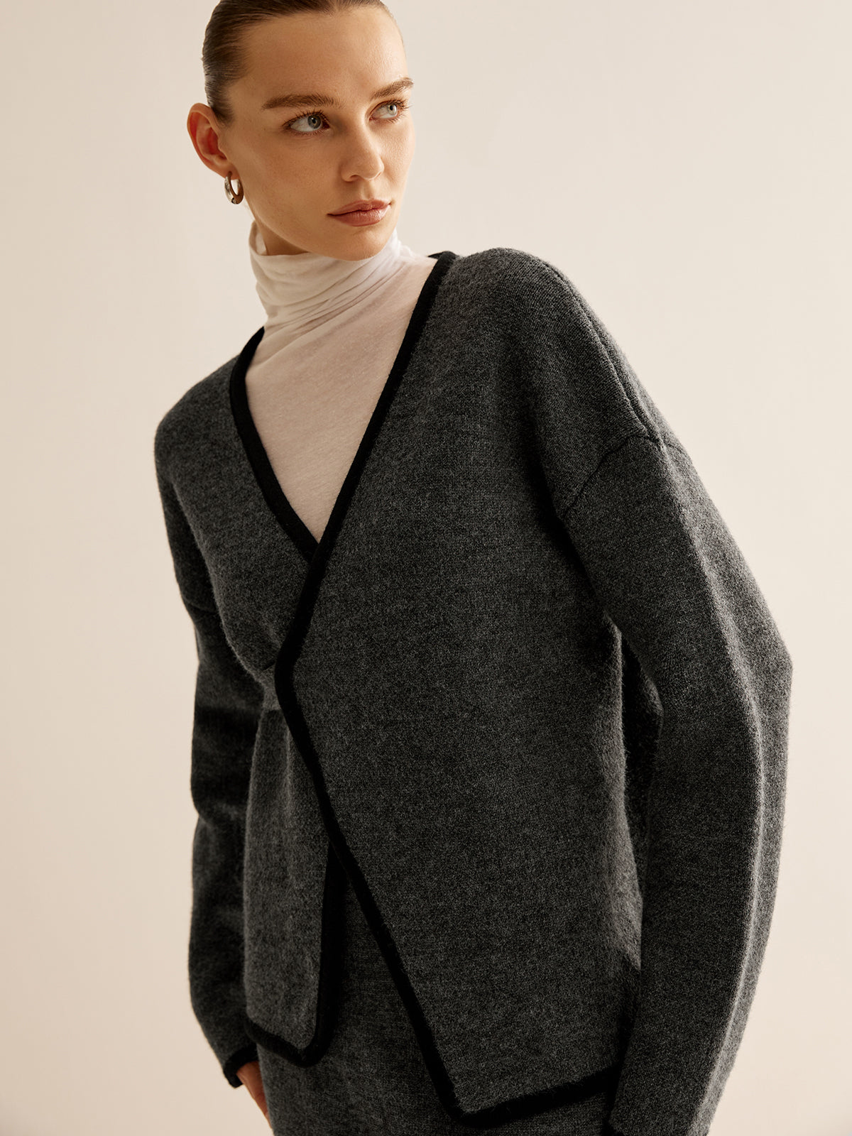 Ensemble Deux Pièces en Maille avec Cardigan Cache-Cœur pour Femme | Idéal pour le Bureau
