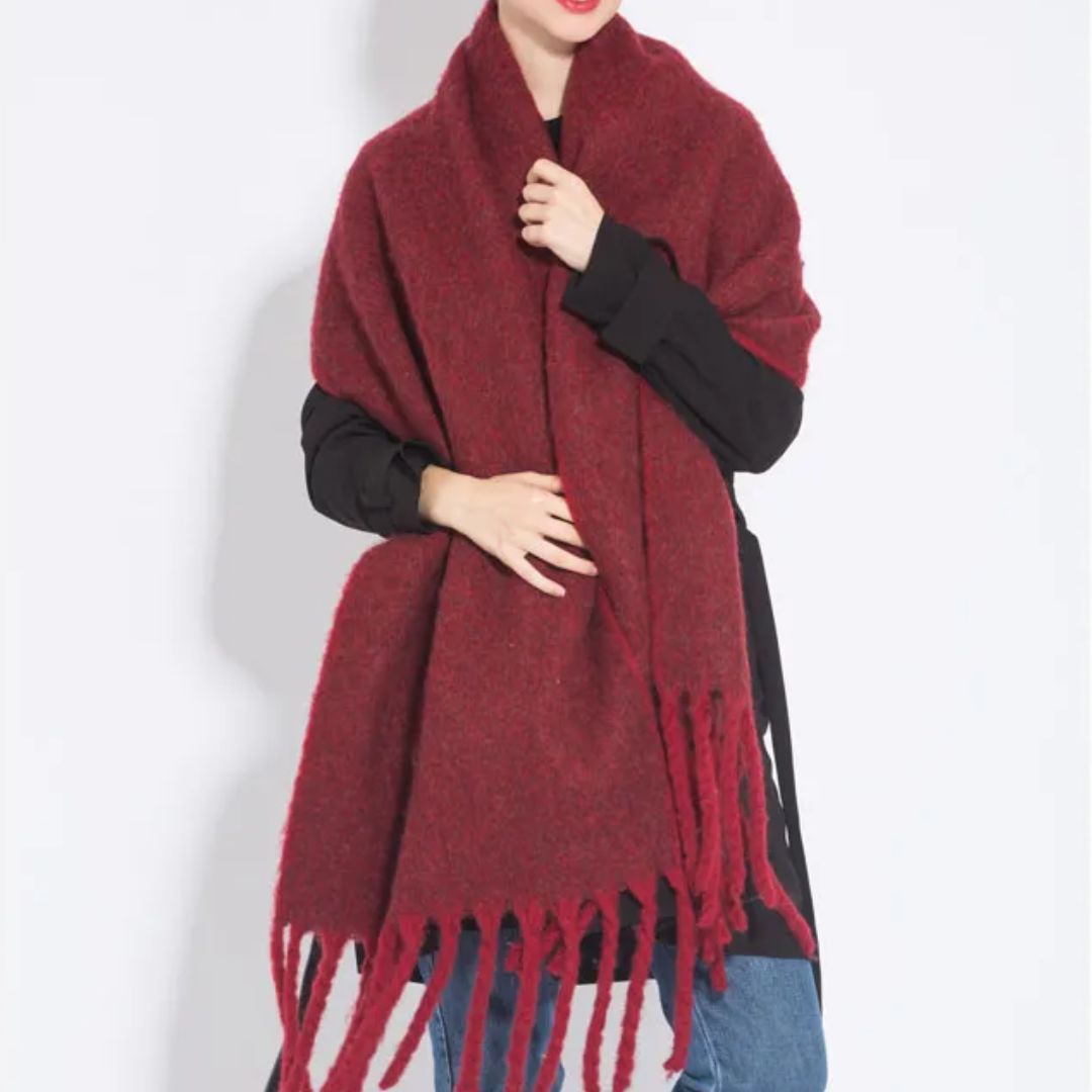 Écharpe Longue d’Hiver avec Finition Lisse pour Femme | Idéale pour la Saison Froide