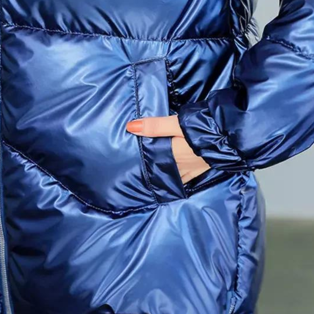 Manteau Matelassé avec Capuche pour Femme | Idéal pour les Journées Froides
