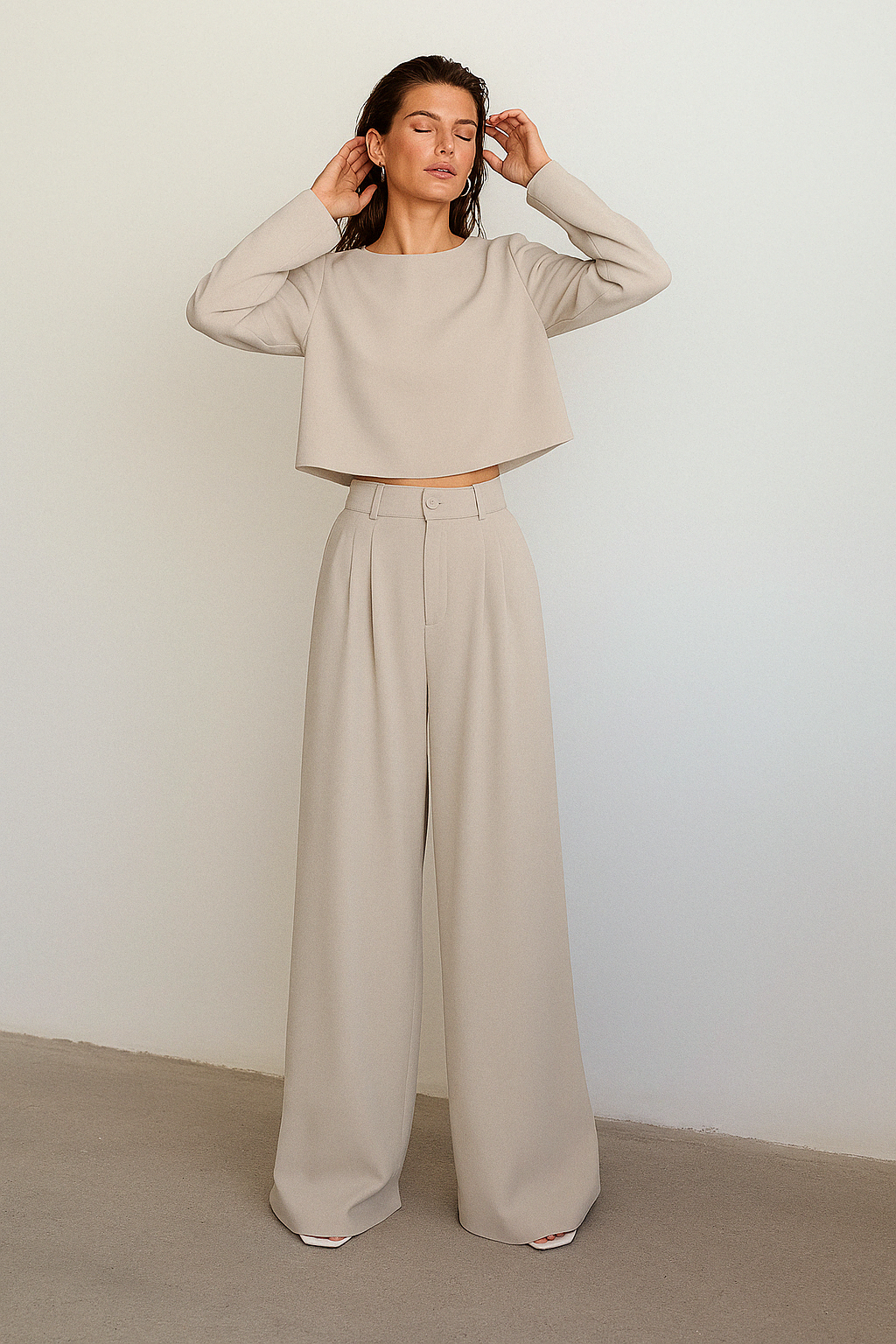 Ensemble Deux Pièces Avec Pantalon Large Plissé Et Haut Court À Manches Longues Pour Femme | Idéal Pour Journée Ou Soirée