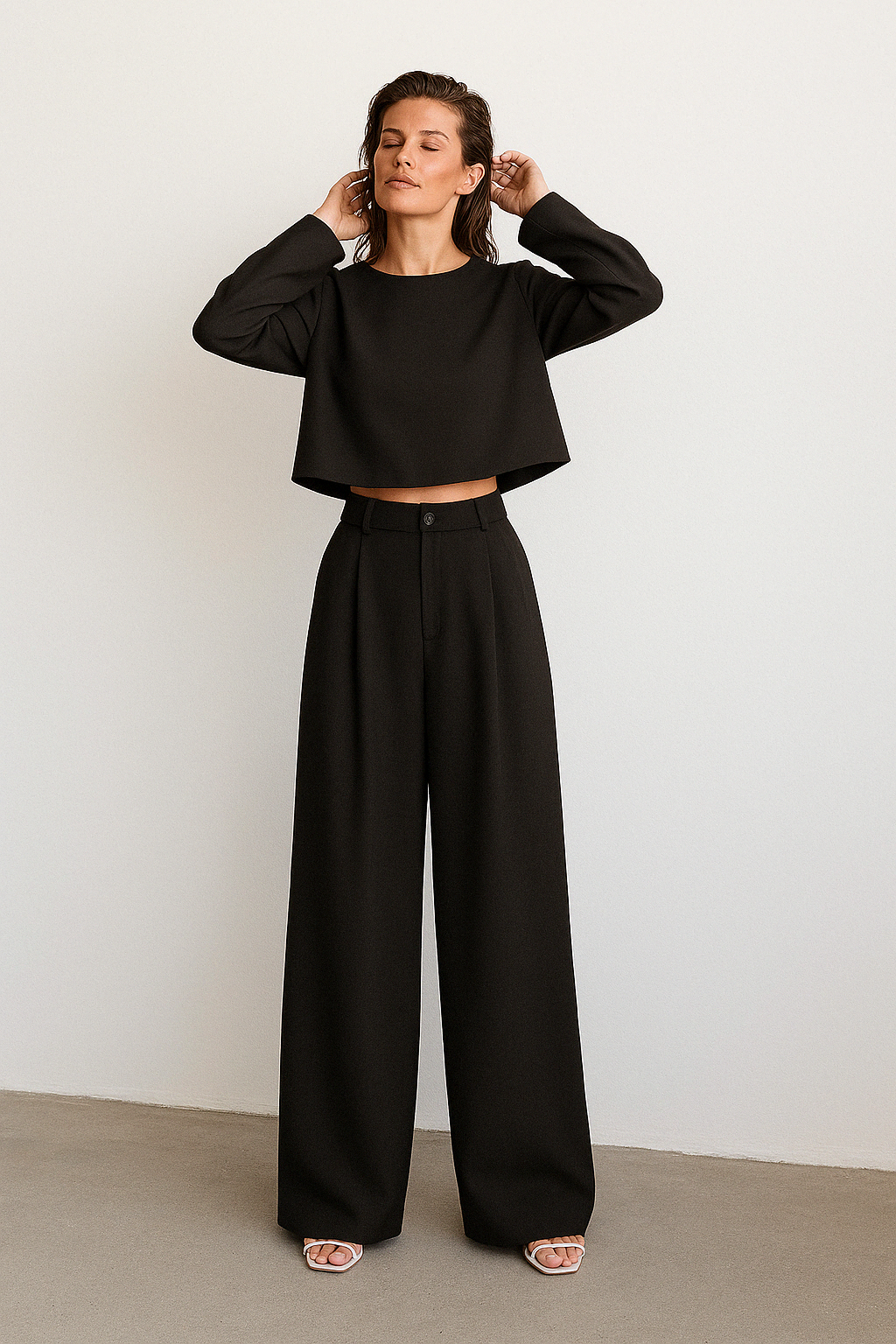 Ensemble Deux Pièces Avec Pantalon Large Plissé Et Haut Court À Manches Longues Pour Femme | Idéal Pour Journée Ou Soirée