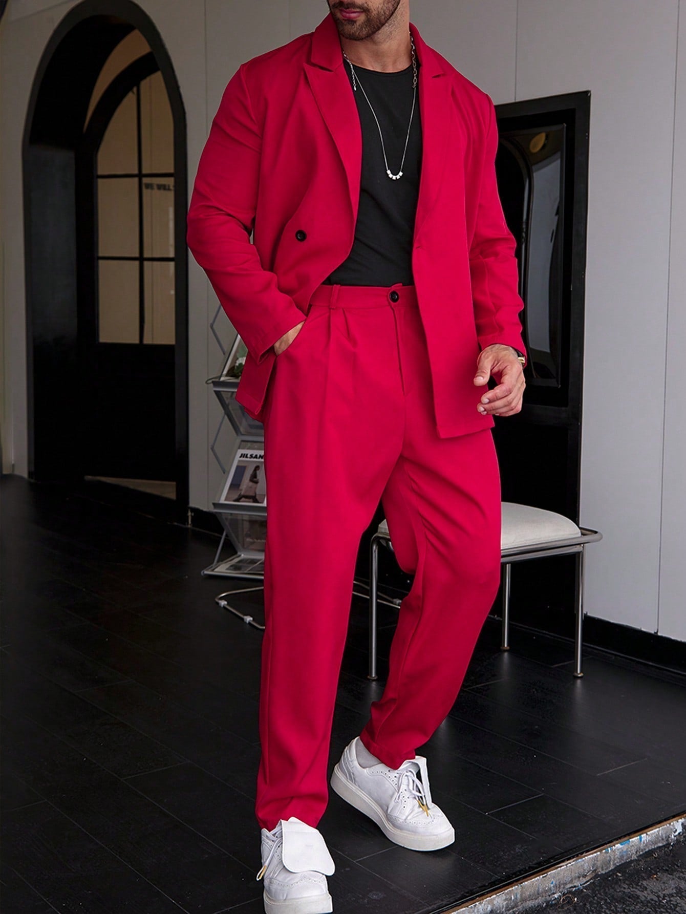 Costume Deux Pièces pour Homme avec Coupe Ajustée | Idéal pour Affaires et Événements Formels