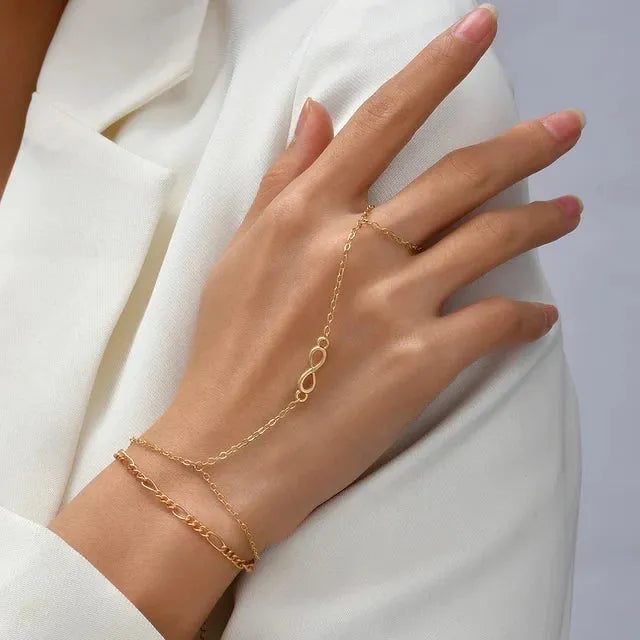 Set Bijoux avec Bracelet de Main et Chaînes Métalliques pour Femme | Idéal pour Tenues de Cérémonie ou Quotidiennes