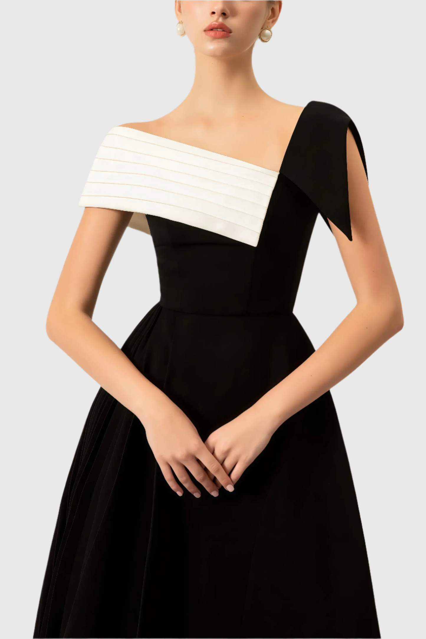 Robe Midi Asymétrique avec Encolure Plissée pour Femme | Idéale pour les Événements Formels