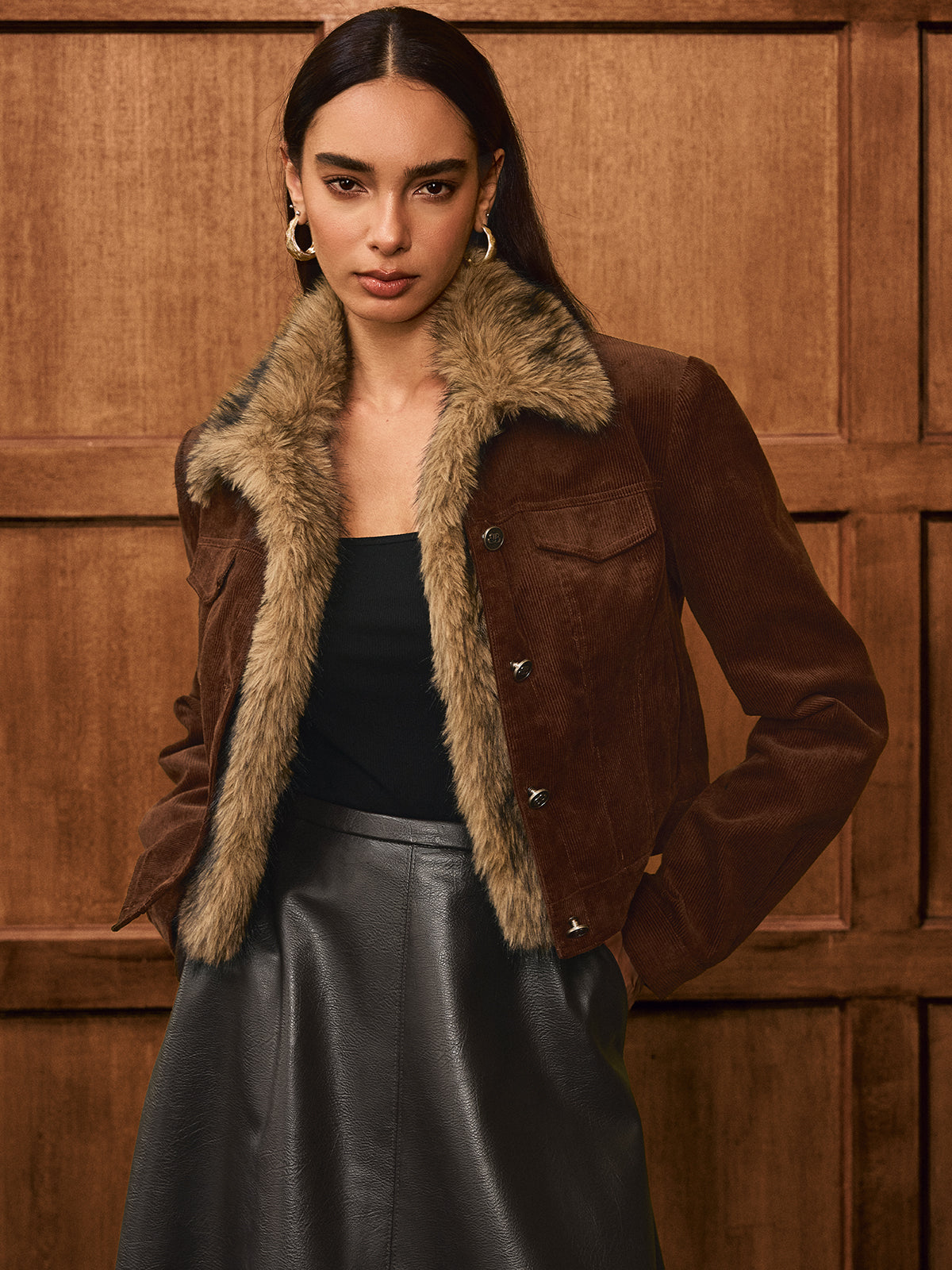 Veste Courte à Col Imitation Fourrure pour Femme | Idéale pour la Mi-Saison