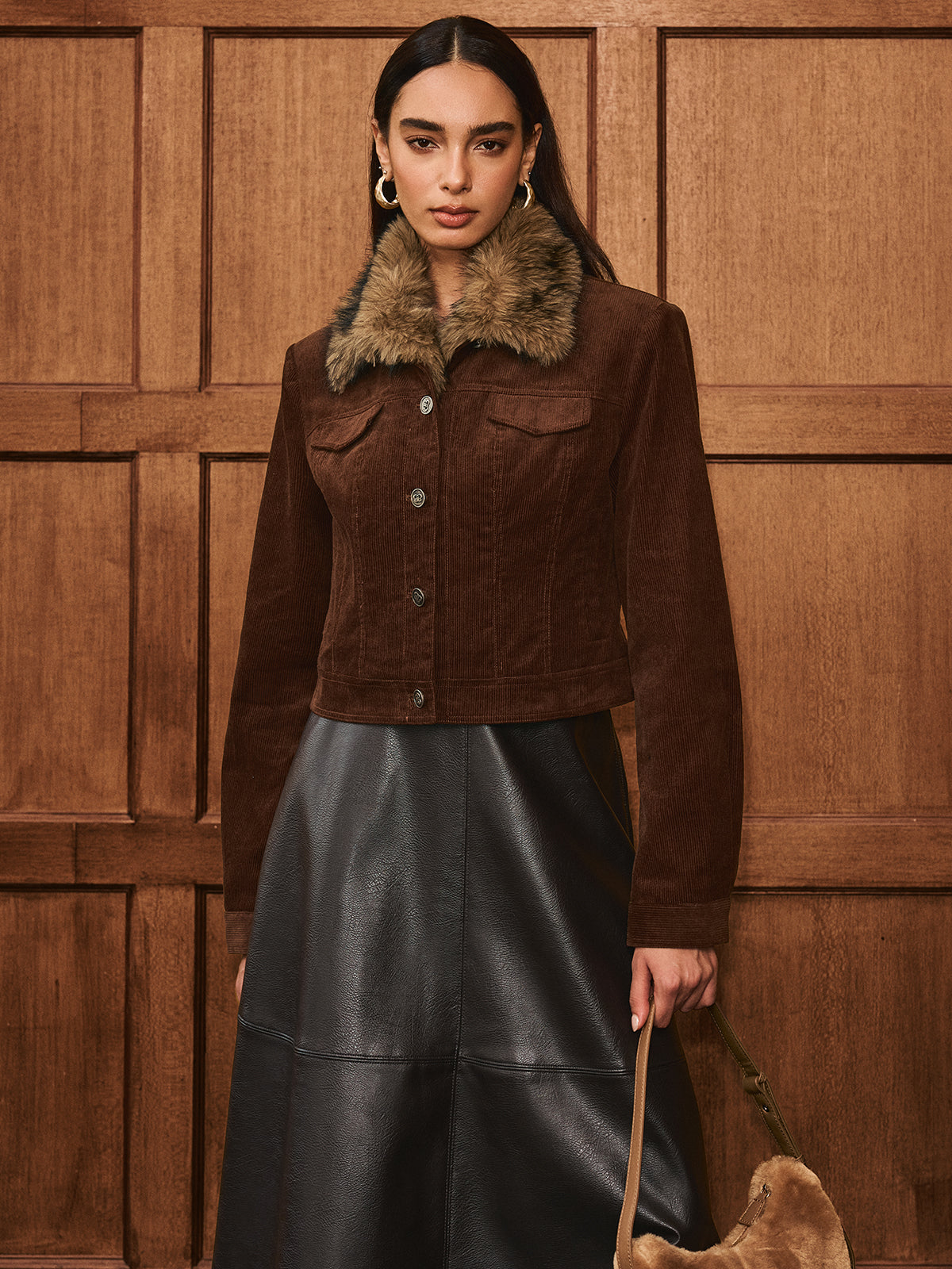 Veste Courte à Col Imitation Fourrure pour Femme | Idéale pour la Mi-Saison