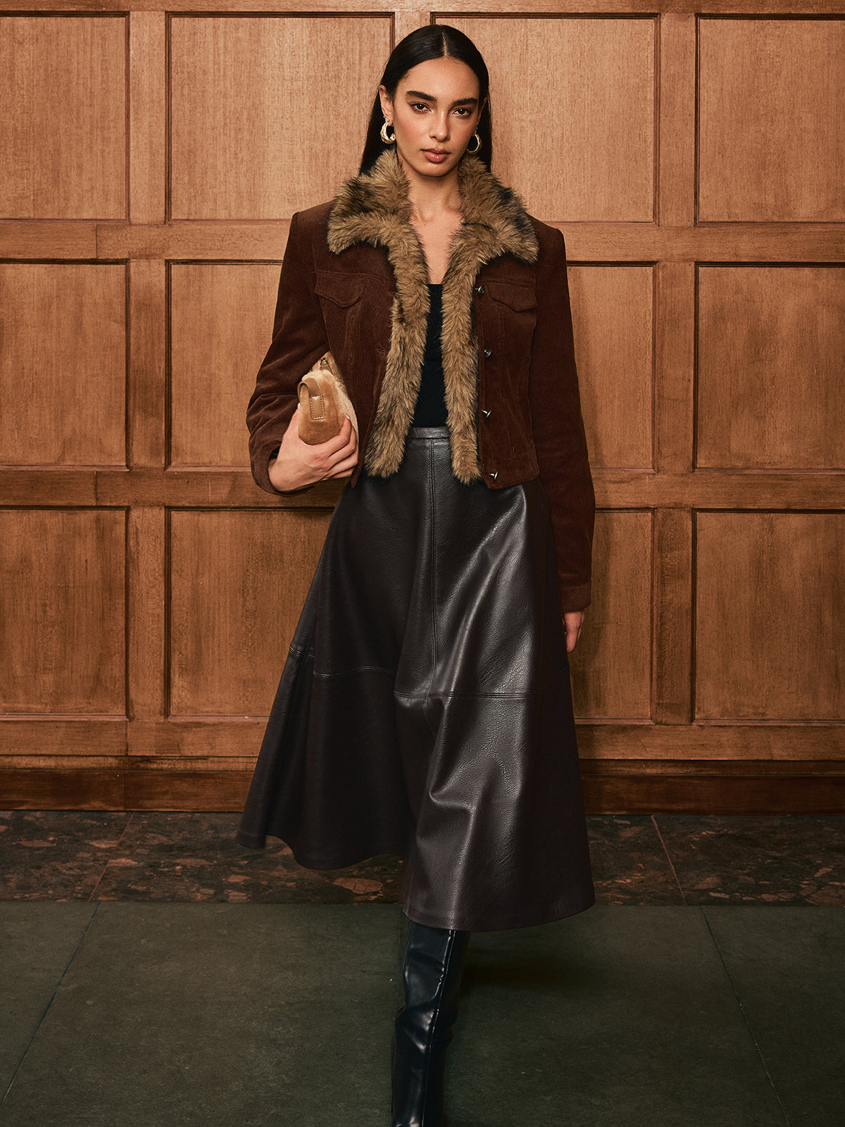 Veste Courte à Col Imitation Fourrure pour Femme | Idéale pour la Mi-Saison