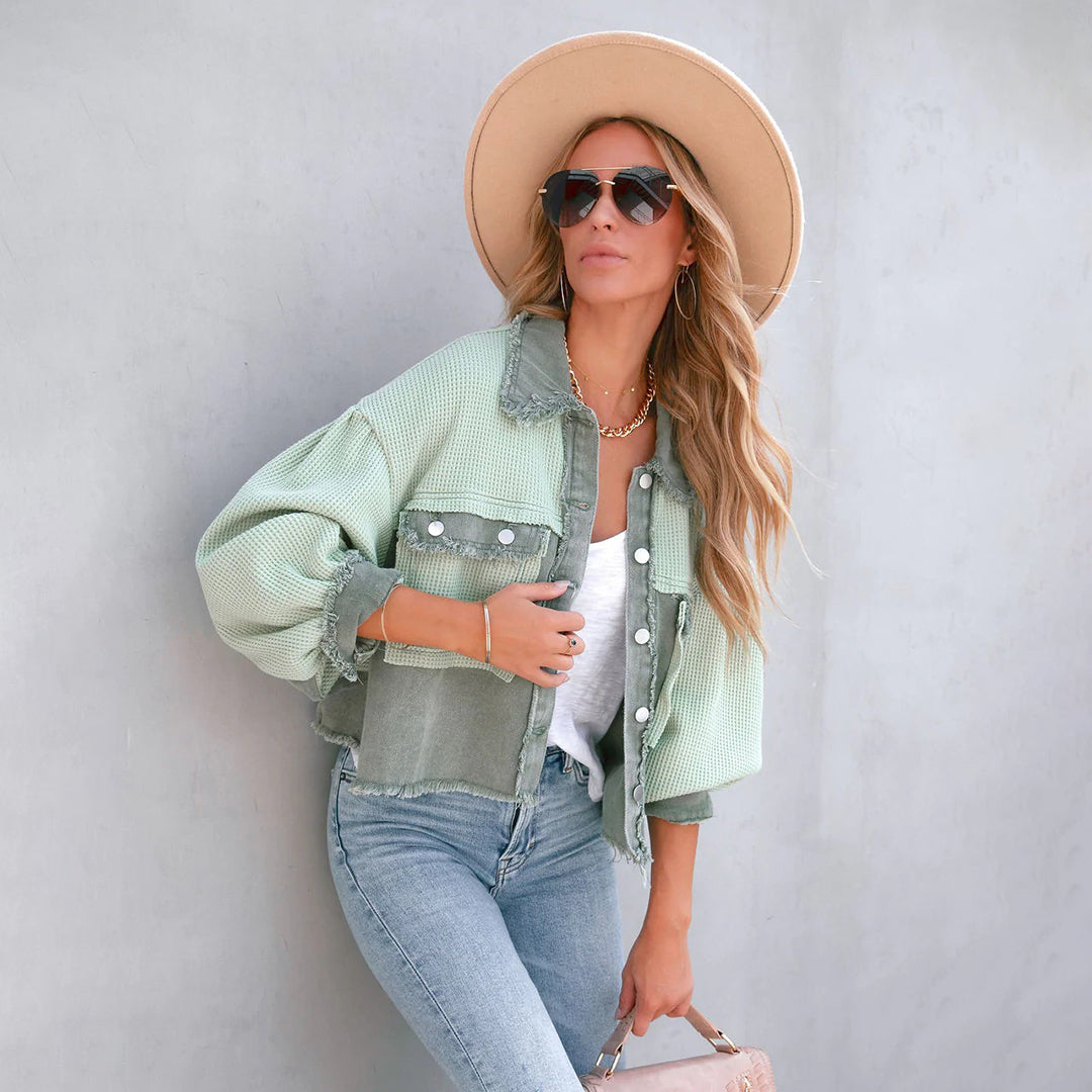 Veste Courte pour Femme Avec Coupe Droite | Idéal pour Saison Froide