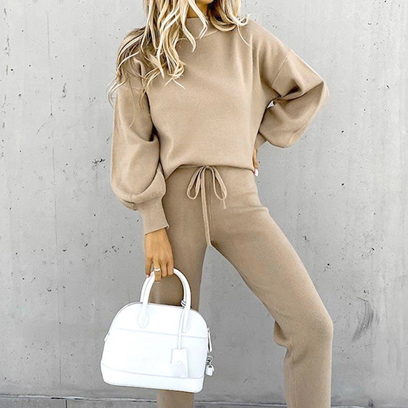 Ensemble Deux Pièces avec Haut à Manches Longues Ballon et Pantalon à Taille Ajustable pour Femme | Idéal pour un Usage Quotidien