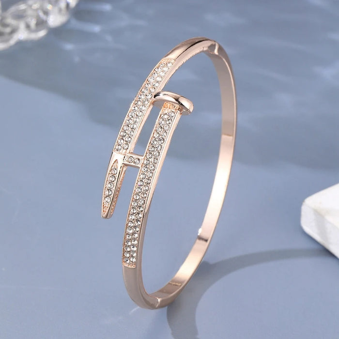 Bracelet Fin avec Décorations En Cristal | Idéal pour Le Quotidien Ou Les Événements