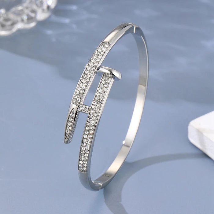 Bracelet Fin avec Décorations En Cristal | Idéal pour Le Quotidien Ou Les Événements