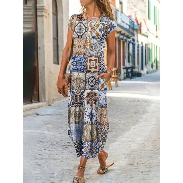 Robe Maxi Noire avec Motifs Traditionnels pour Femme | Idéale pour les Occasions Spéciales
