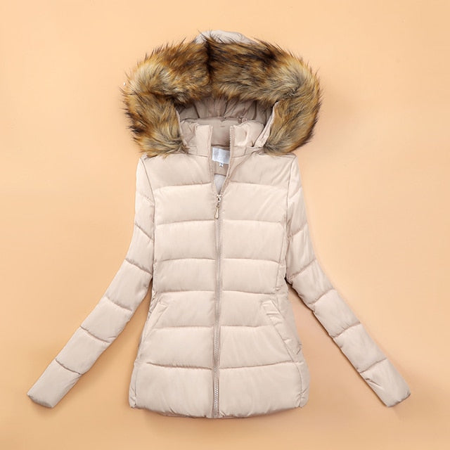 Veste Matelassée à Capuche avec Bordure Imitation Fourrure pour Femmes | Idéale pour la Saison Froide