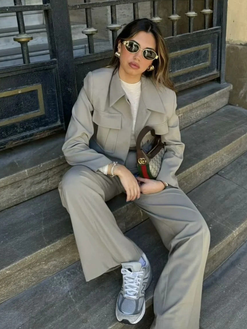 Ensemble Tailleur avec Veste Courte Et Pantalon Large pour Femme | Idéal pour Le Bureau Et Les Sorties Décontractées