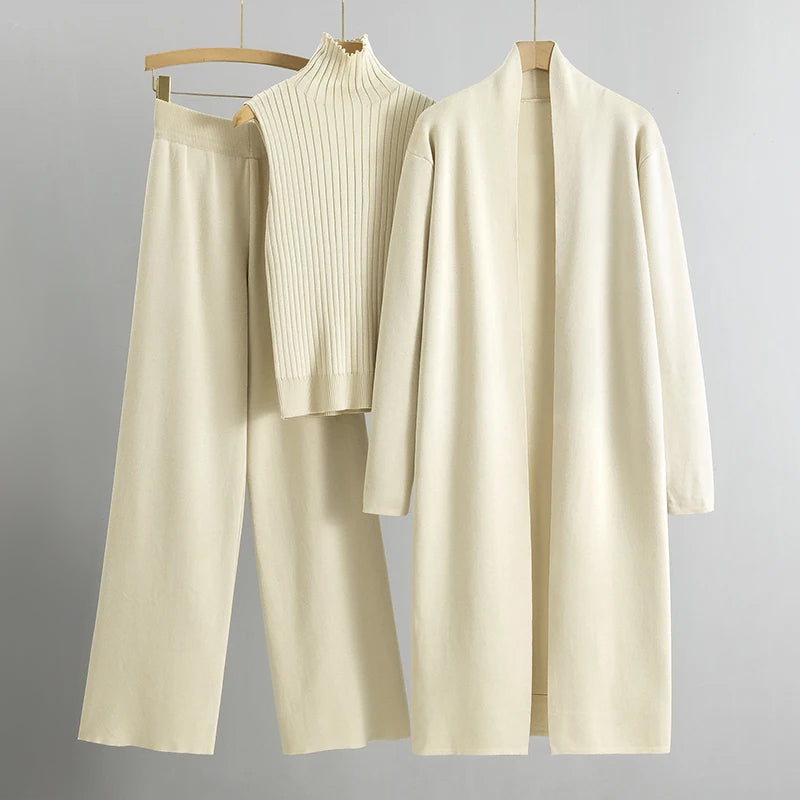 Ensemble Trois Pièces avec Top, Pantalon et Long Manteau pour Femmes | Idéal pour le Travail et les Occasions Formelles
