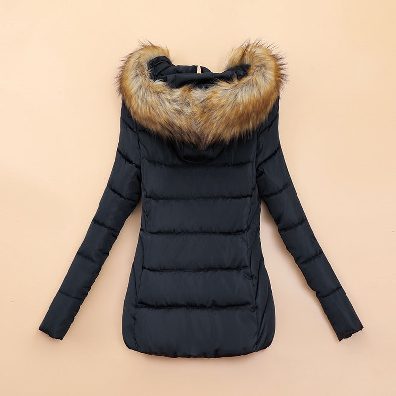 Veste Matelassée à Capuche avec Bordure Imitation Fourrure pour Femmes | Idéale pour la Saison Froide
