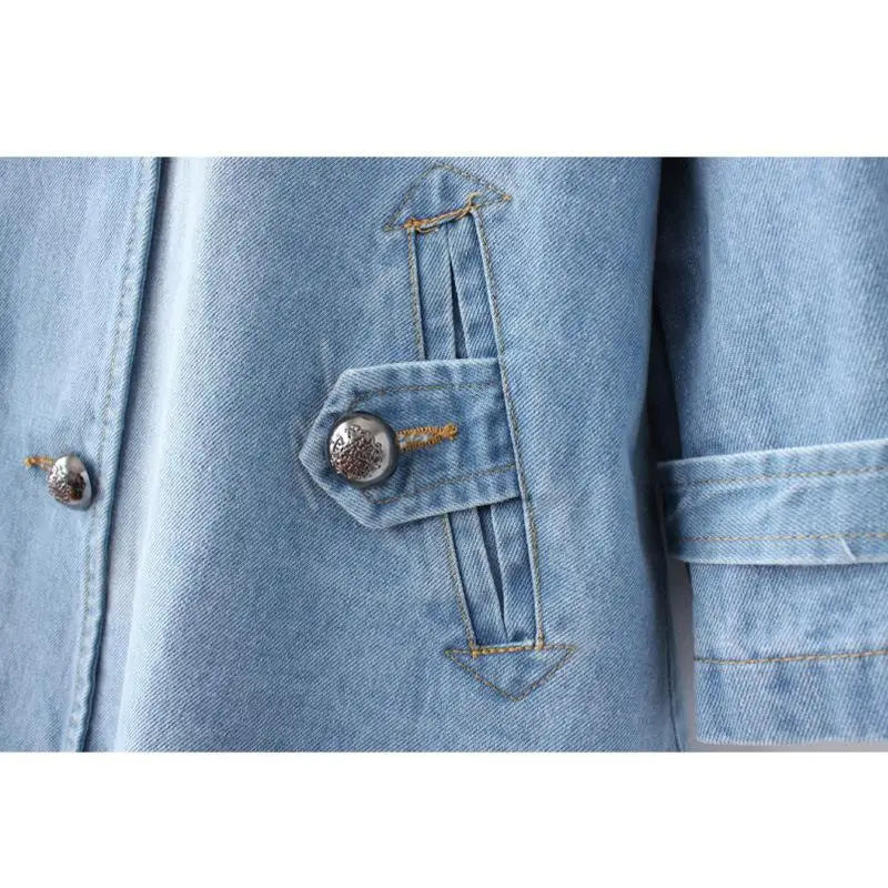 Cape Longue À Boutons avec Col Structuré pour Femme | Idéale pour La Mi-Saison