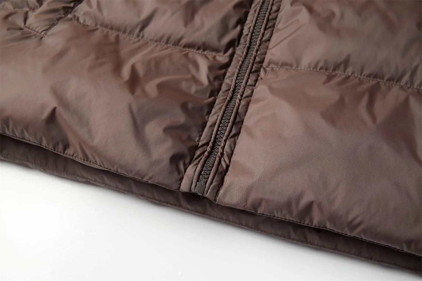 Veste Matelassée avec Capuche et Fermeture Éclair pour Homme | Idéale pour l’Hiver