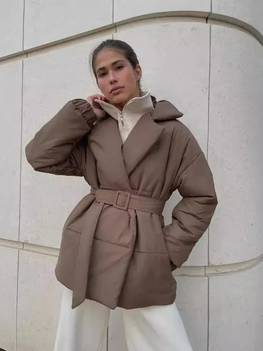Manteau Parka Matelassé avec Détail Ceinturé pour Femme | Idéal pour l’Hiver