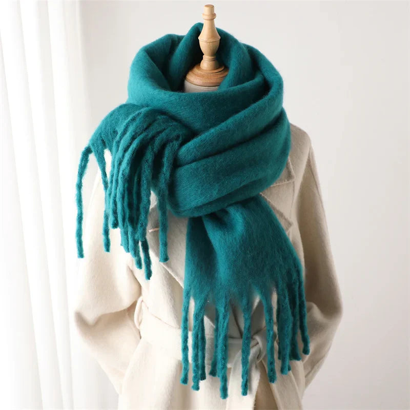 Écharpe D’Hiver Colorée pour Femme Avec Finition À Franges | Idéale pour La Saison Froide