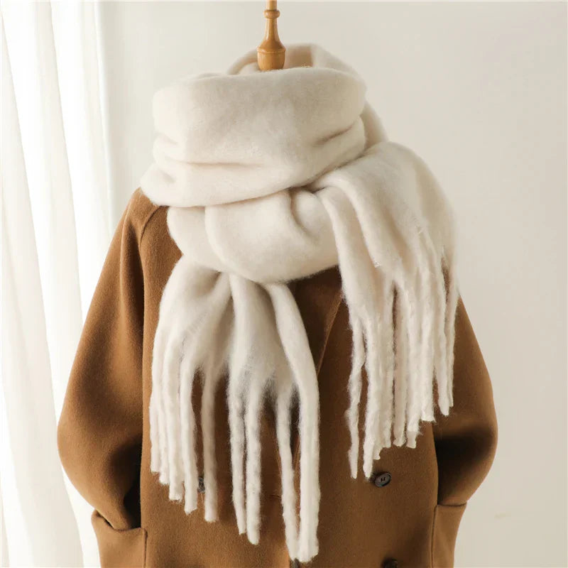 Écharpe D’Hiver pour Femme Avec Grandes Franges | Idéale pour La Saison Froide