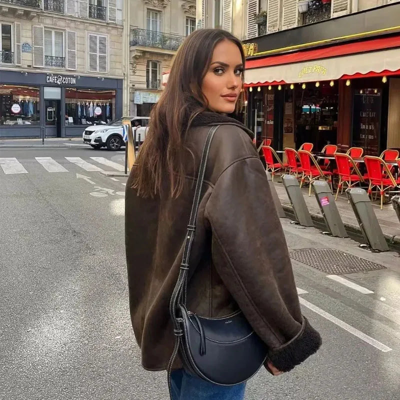 Veste d’Hiver avec Large Col et Fermeture à Boutons pour Femme | Idéale par Temps Froid