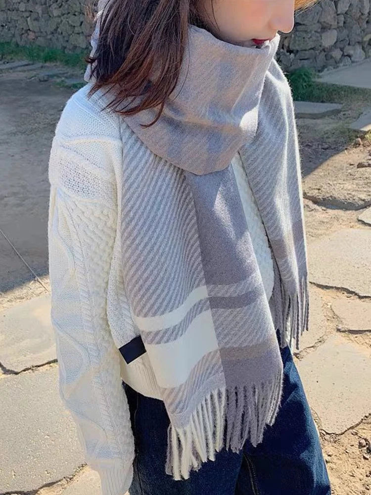 Écharpe D’Hiver À Motif Carreaux pour Femme | Idéale pour La Saison Froide