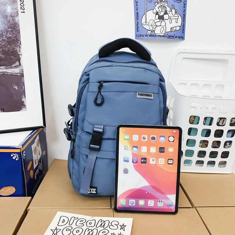 Sac À Dos avec Compartiment Spacieux Et Bretelles Réglables pour Adulte | Idéal pour L’École, L’Université, Le Travail Et Les Voyages