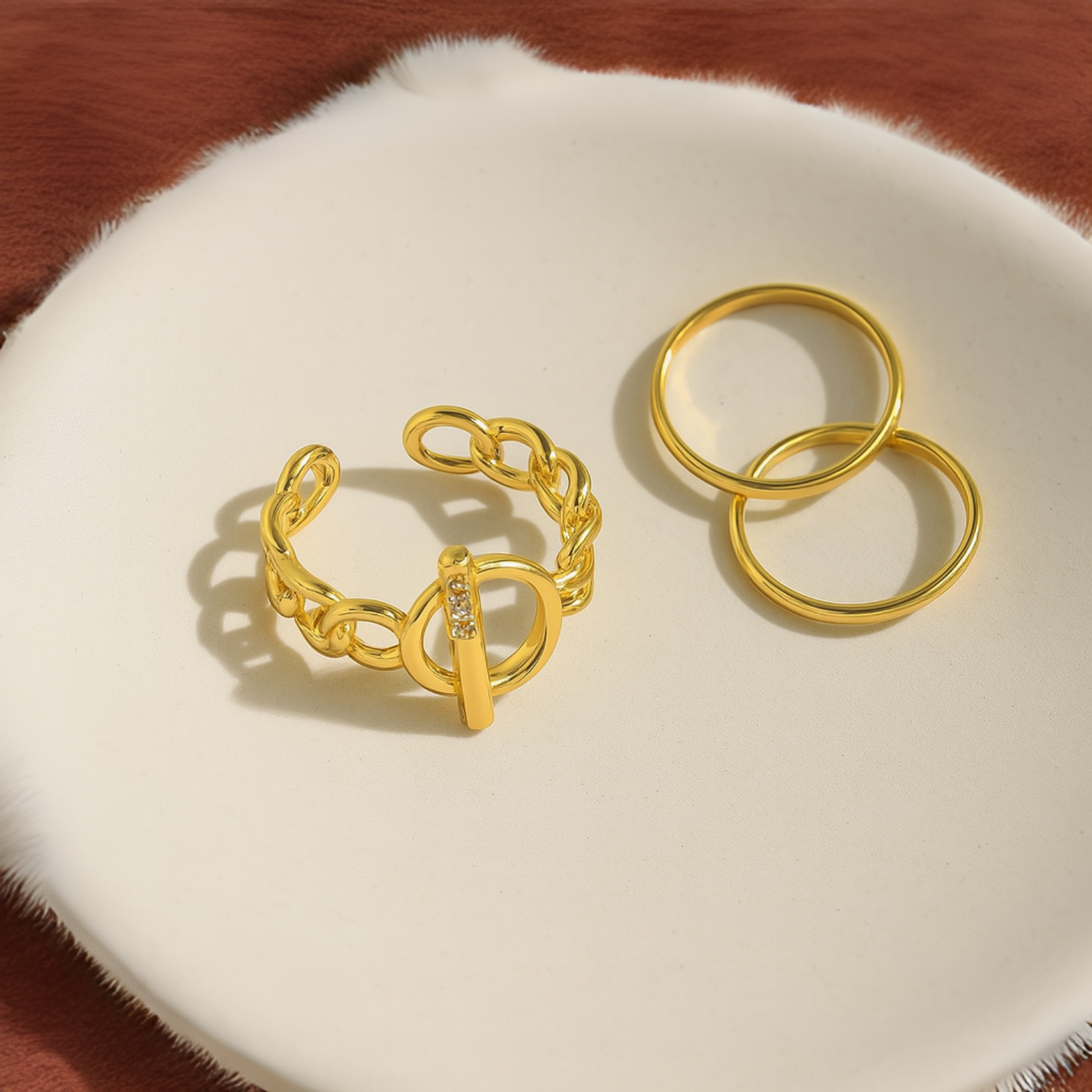 Bague Chaîne Gothique avec Fermoir OT pour Femme | Idéale pour Les Occasions Spéciales