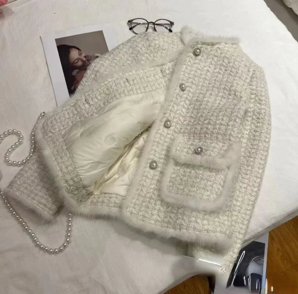Manteau d’Hiver Long avec Coupe Ajustée et Fermeture à Boutons pour Femme | Idéal pour Temps Froid