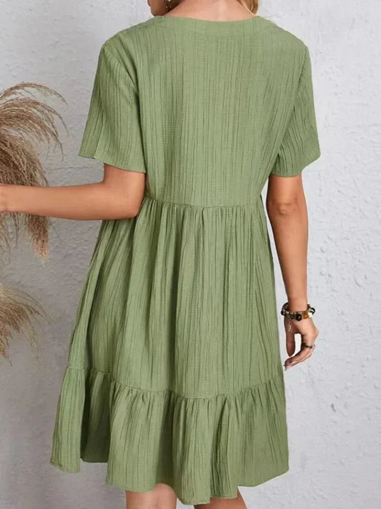 Robe d'Été avec Col en V et Coupe Ample pour Femme | Idéal pour les Journées Décontractées