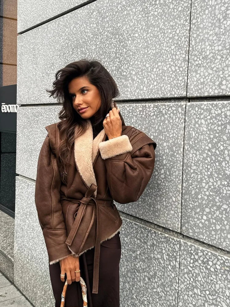 Veste d’Hiver Longue avec Coupe Ajustée pour Femmes | Idéale pour l’Automne et l’Hiver