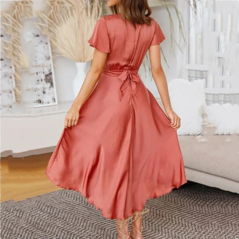 Robe Longue Unicolore à Finition Brillante pour Femme | Idéale pour les Événements d'Été et les Soirées