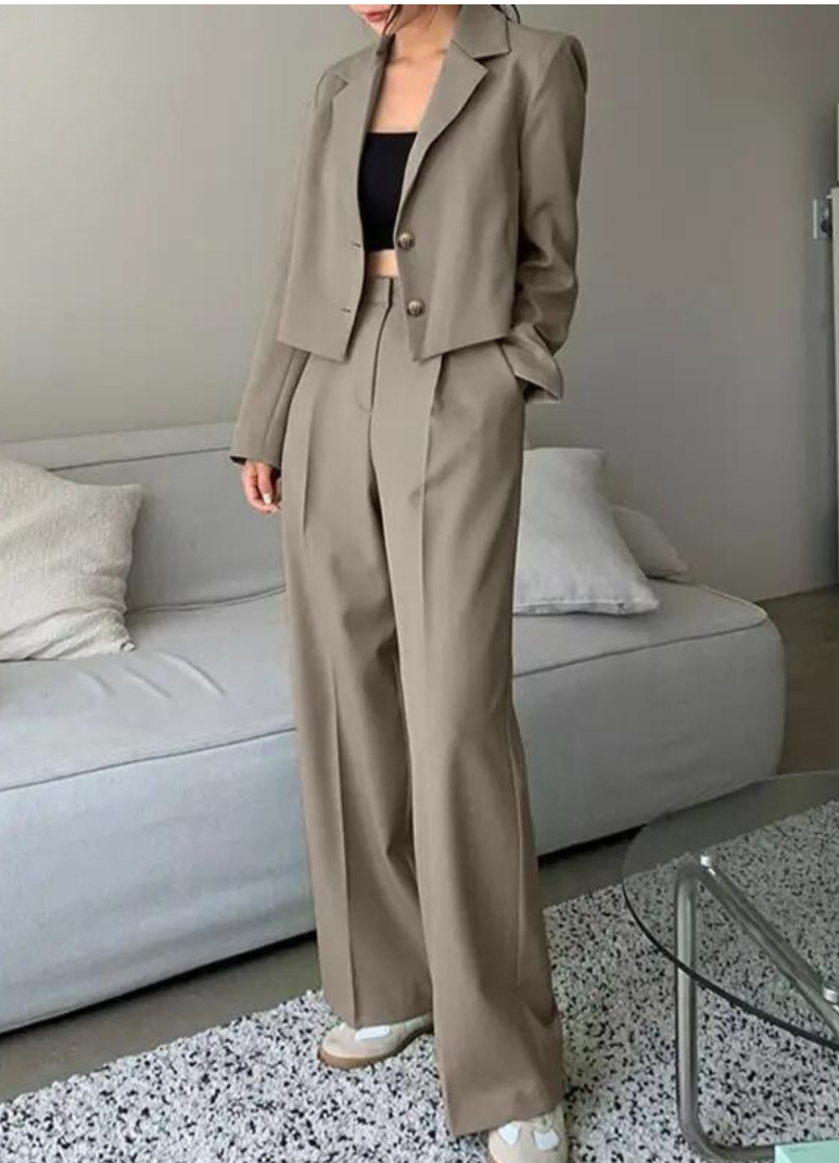 Ensemble avec Blazer Et Pantalon Taille Haute pour Femme | Idéal pour Bureau Et Réunions