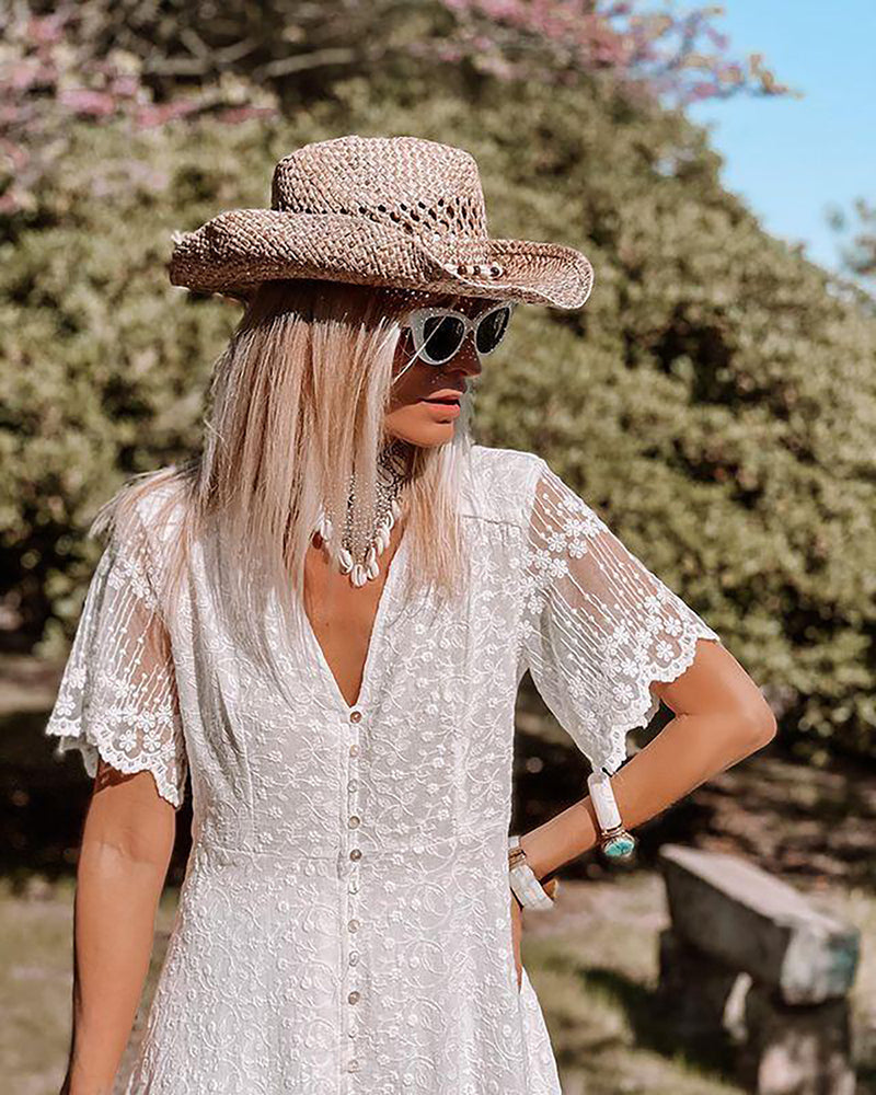 Robe Courte avec Détail Dentelle et Coupe Ample pour Femme | Idéale pour les Événements d’Été et les Fêtes en Plein Air