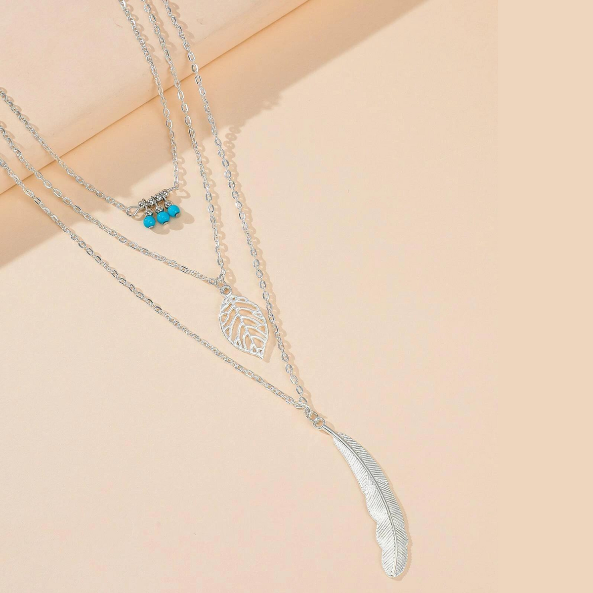 Collier multirang à pendentifs pour femmes