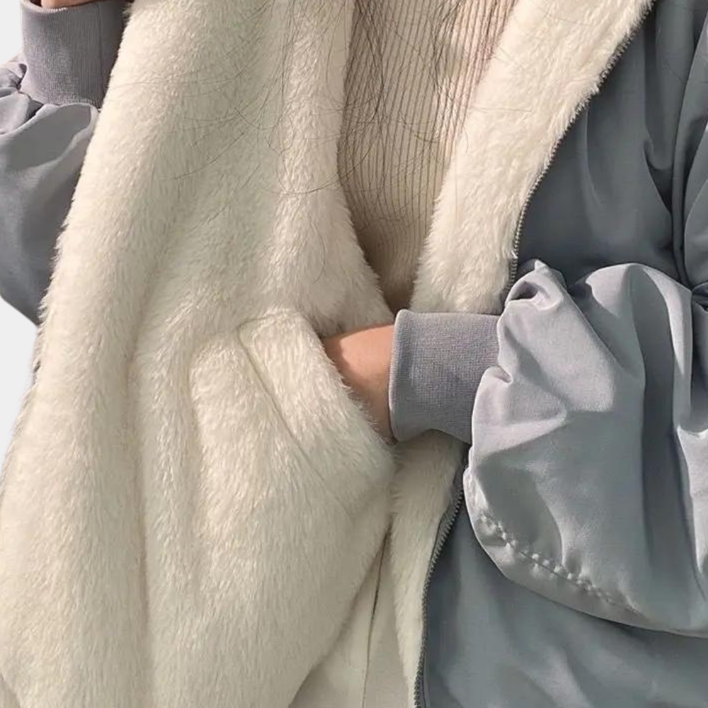 Veste Courte avec Capuche et Doublure pour Femme | Idéale pour l’Hiver