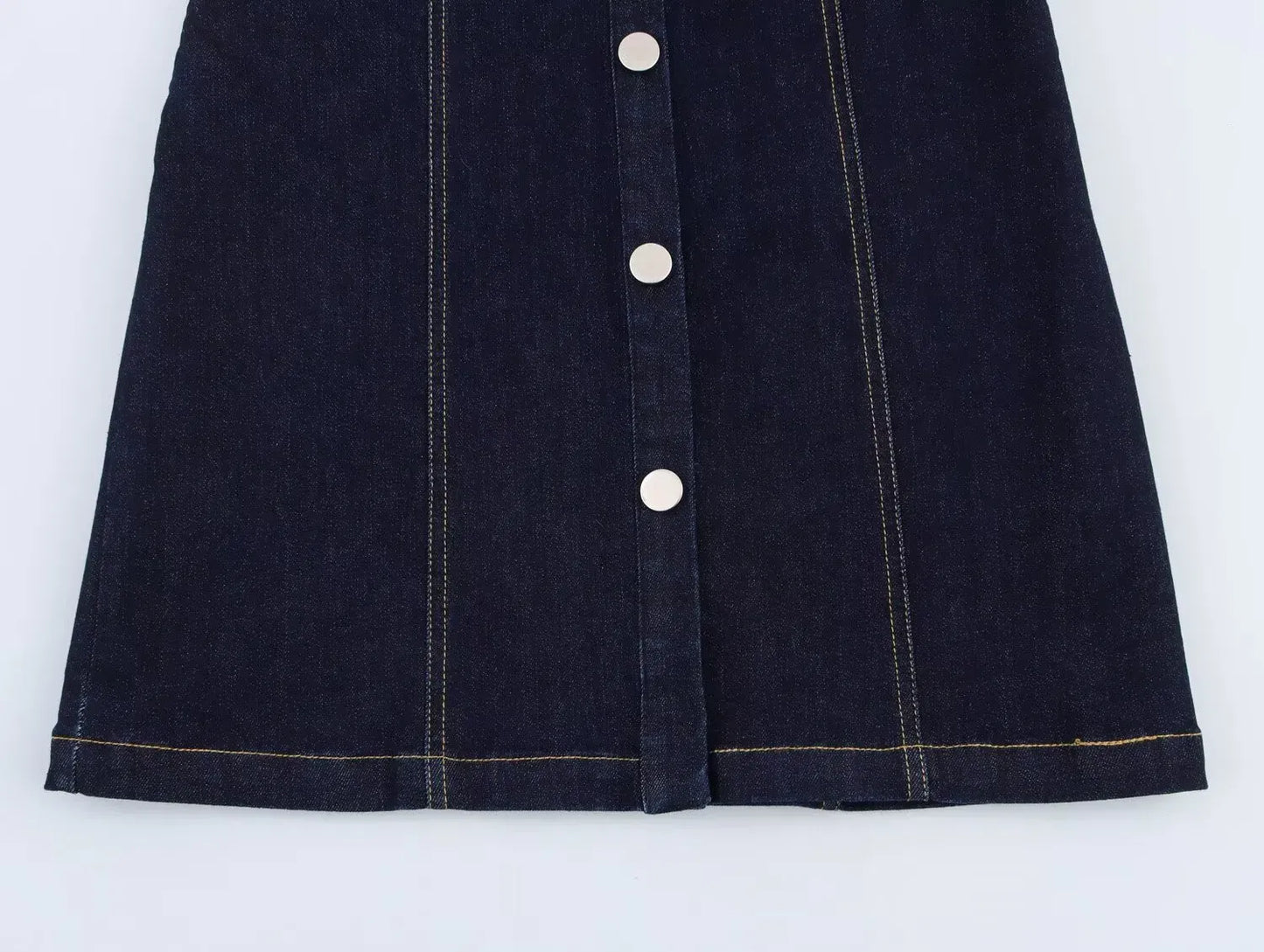 Robe Courte Sans Manches à Coupe Ajustée pour Femme | Idéale pour les Journées Décontractées