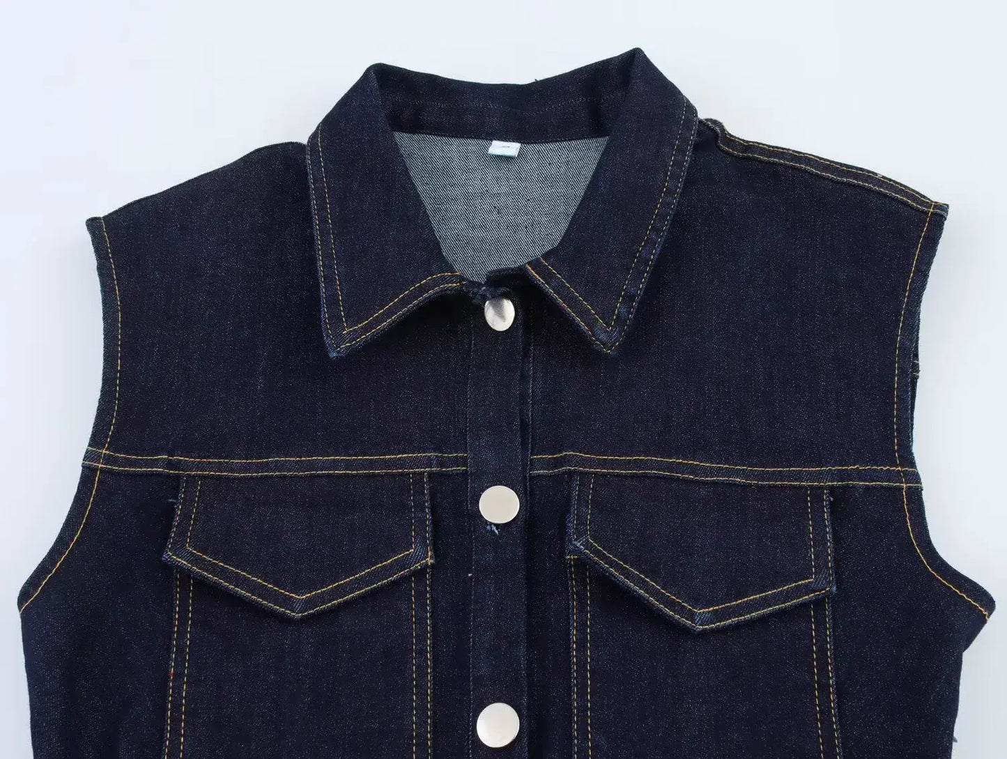Robe Courte Sans Manches à Coupe Ajustée pour Femme | Idéale pour les Journées Décontractées
