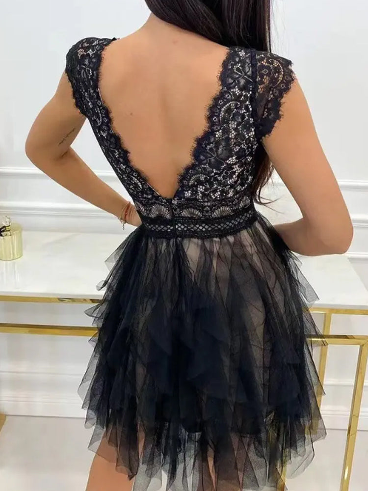 Robe de Cocktail avec Détails Froncés pour Femmes | Idéale pour les Cérémonies et Soirées