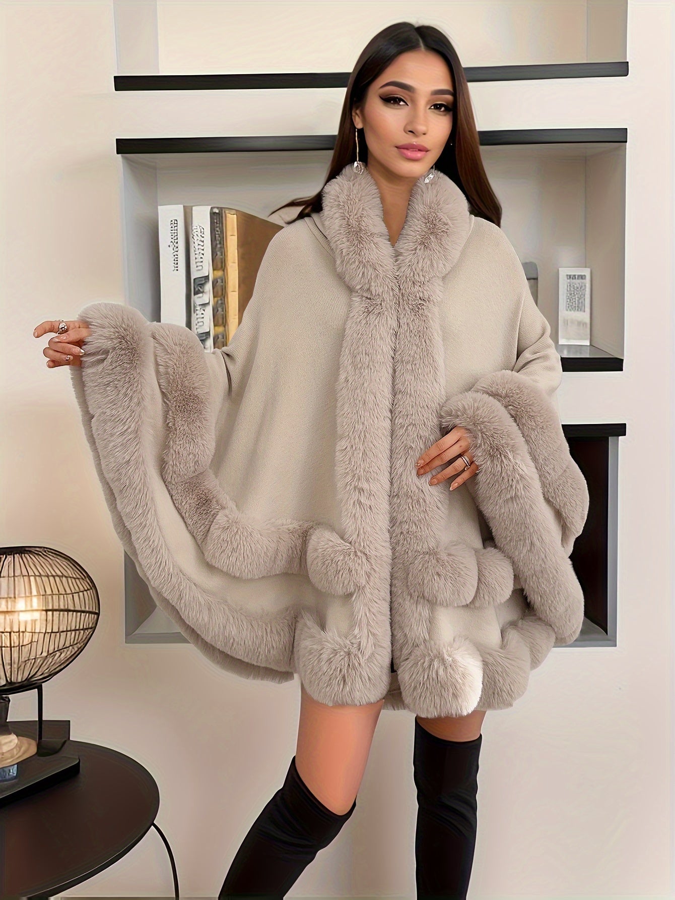 Cape-Manteau Oversize avec Capuche pour Femmes | Idéal pour l’Automne et l’Hiver