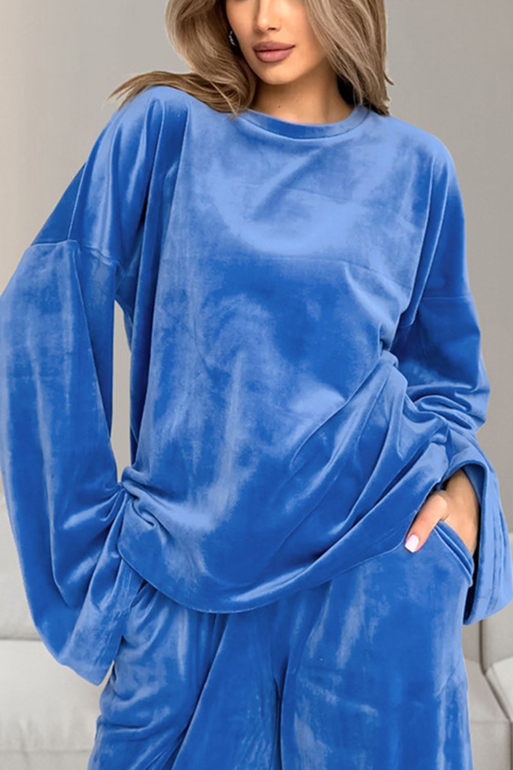 Ensemble Deux Pièces avec Haut à Manches Longues Col Rond et Pantalon à Cordon pour Femme | Idéal pour un Usage Quotidien