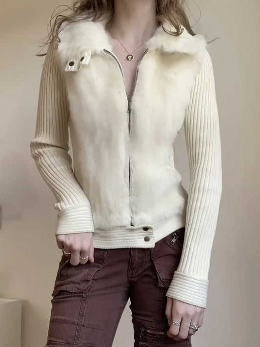 Gilet Cintré à Col Imitation Fourrure pour Femme | Idéal pour la Saison Hivernale